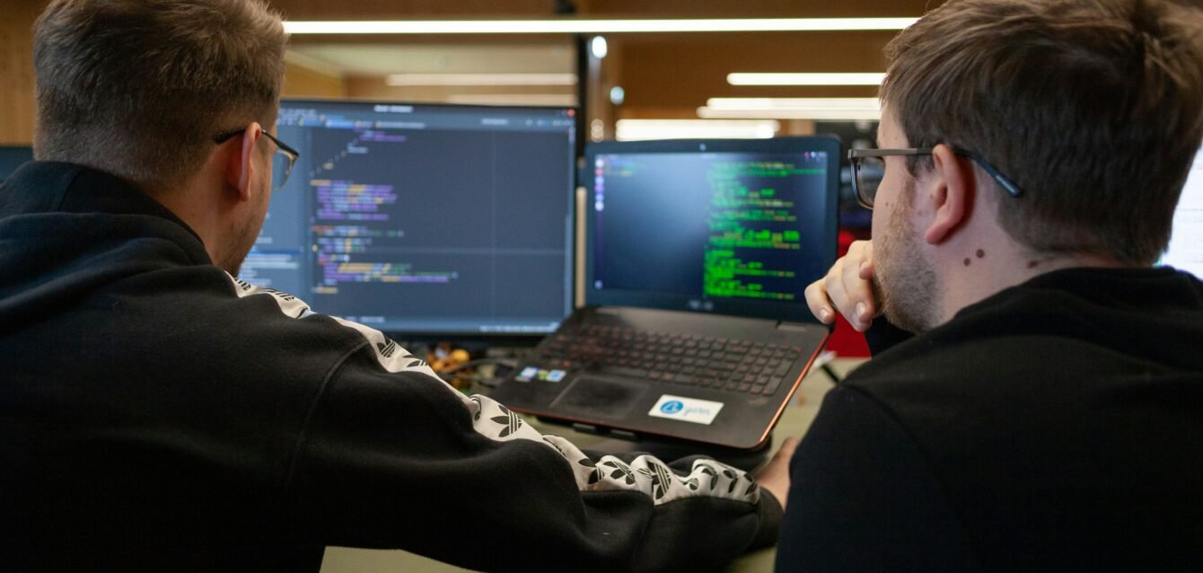 flipsnack-Hp4RPL_Z6wE-unsplash ERP Software Development Services